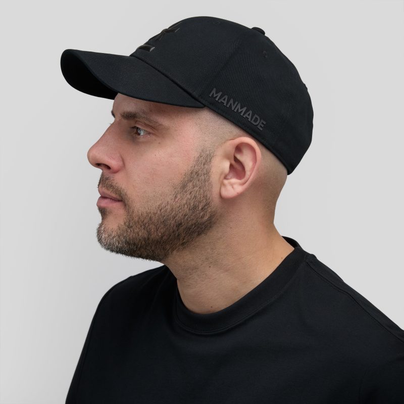 Manmade CAP Black Onmodel 02